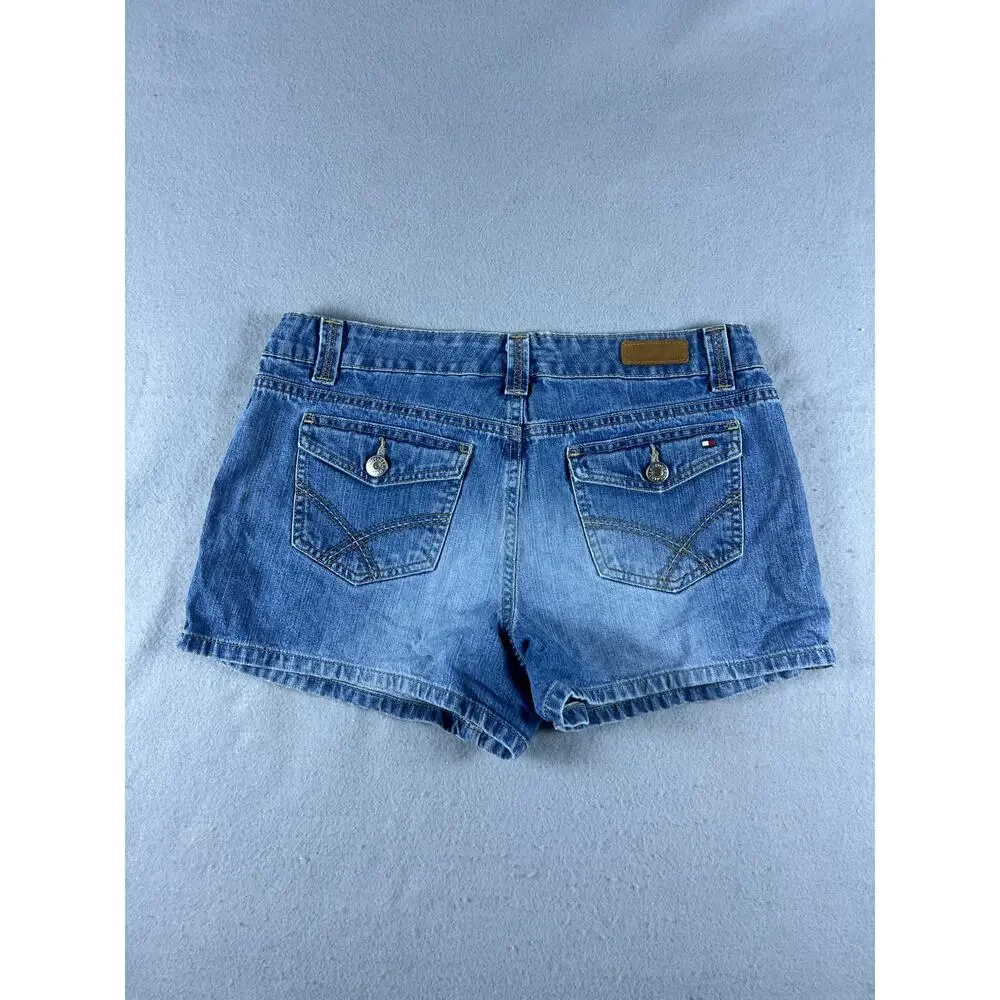 Tommy Hilfiger size 10